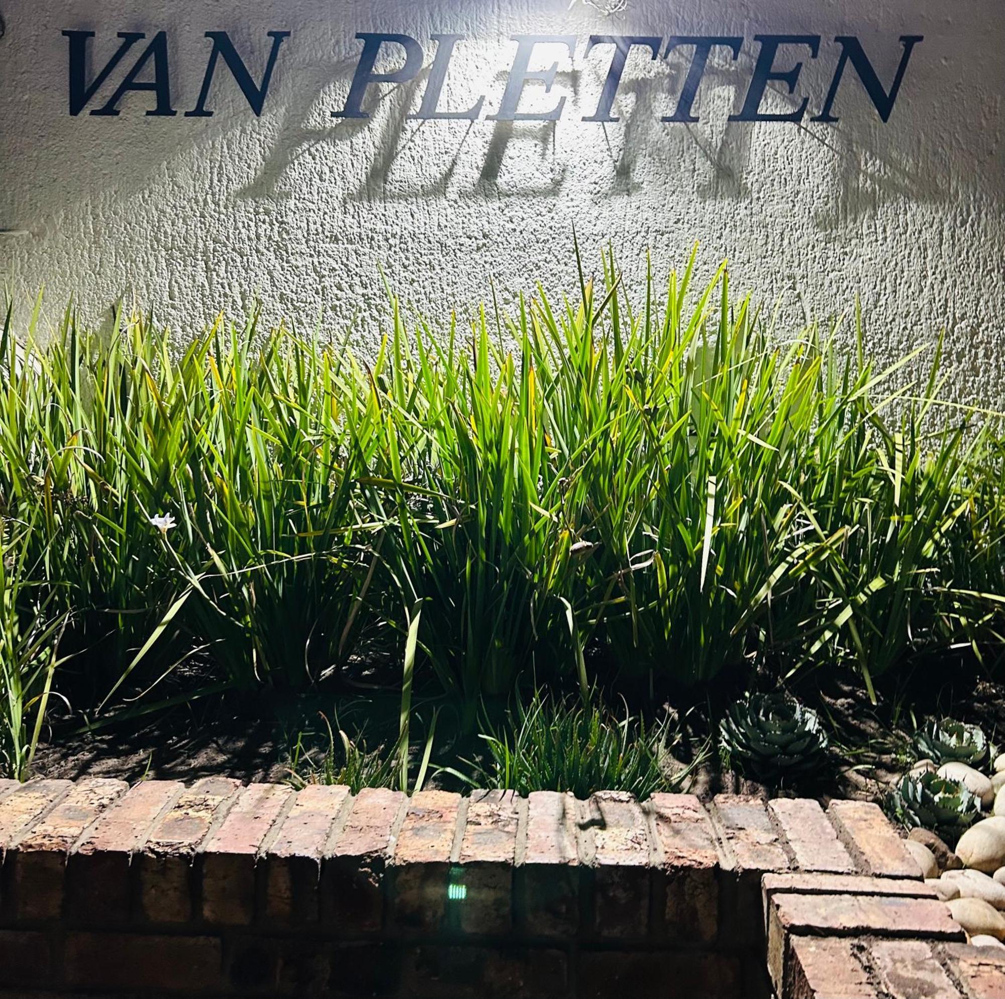 Ocean Views Plett Apartment